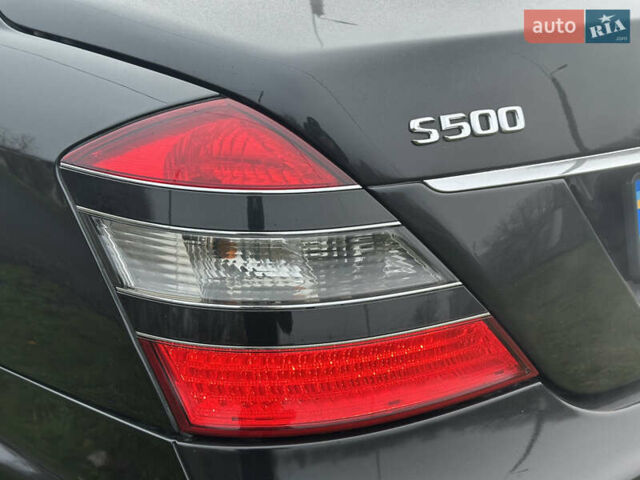 Черный Мерседес С Класс, объемом двигателя 5.46 л и пробегом 297 тыс. км за 9700 $, фото 6 на Automoto.ua