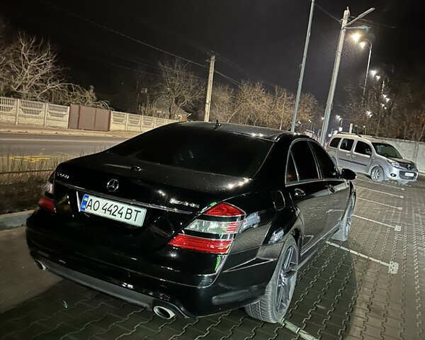 Чорний Мерседес С Клас, об'ємом двигуна 5.46 л та пробігом 169 тис. км за 13000 $, фото 9 на Automoto.ua