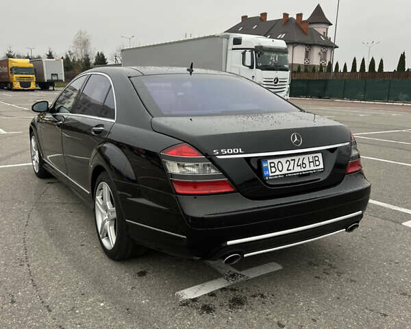 Черный Мерседес С Класс, объемом двигателя 5.5 л и пробегом 248 тыс. км за 13100 $, фото 2 на Automoto.ua