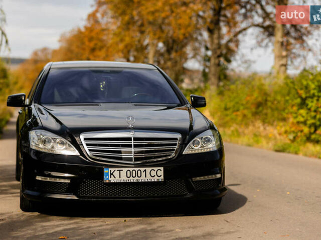 Черный Мерседес С Класс, объемом двигателя 5.46 л и пробегом 189 тыс. км за 16400 $, фото 4 на Automoto.ua