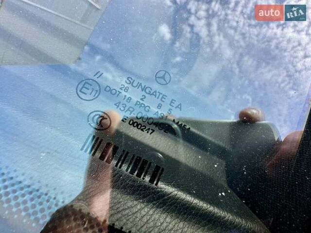 Чорний Мерседес С Клас, об'ємом двигуна 5.46 л та пробігом 241 тис. км за 9999 $, фото 30 на Automoto.ua