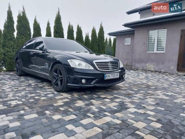 Черный Мерседес С Класс, объемом двигателя 5.5 л и пробегом 350 тыс. км за 10000 $, фото 3 на Automoto.ua