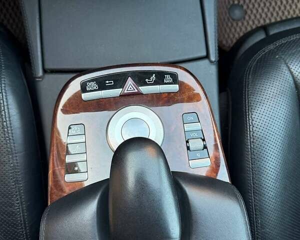 Чорний Мерседес С Клас, об'ємом двигуна 5.5 л та пробігом 240 тис. км за 12200 $, фото 24 на Automoto.ua