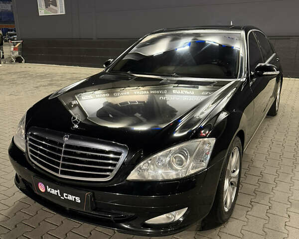 Черный Мерседес С Класс, объемом двигателя 5.5 л и пробегом 176 тыс. км за 8499 $, фото 70 на Automoto.ua