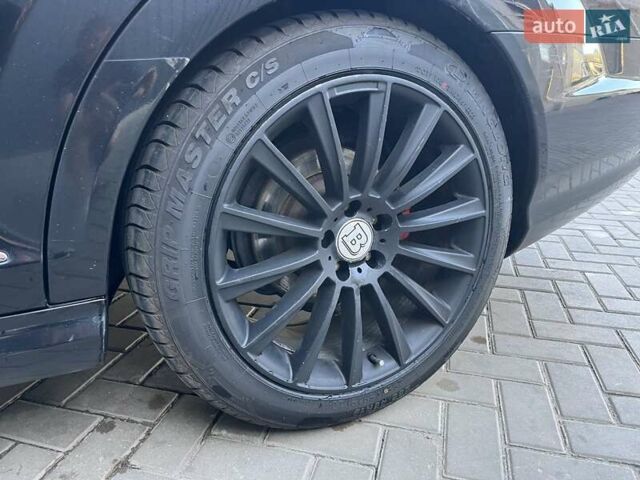 Черный Мерседес С Класс, объемом двигателя 3.5 л и пробегом 400 тыс. км за 10500 $, фото 17 на Automoto.ua