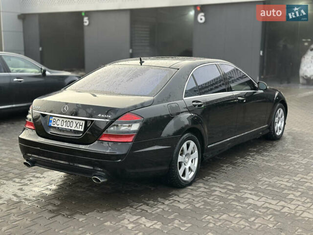 Черный Мерседес С Класс, объемом двигателя 5.46 л и пробегом 280 тыс. км за 8500 $, фото 5 на Automoto.ua