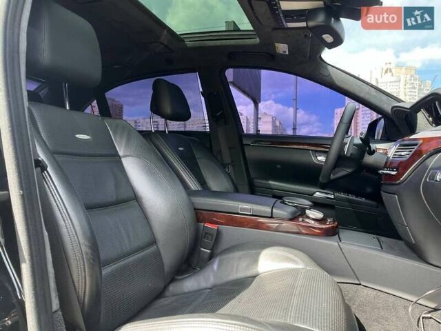 Черный Мерседес С Класс, объемом двигателя 6.21 л и пробегом 150 тыс. км за 16990 $, фото 12 на Automoto.ua