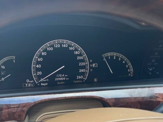 Чорний Мерседес С Клас, об'ємом двигуна 3.5 л та пробігом 340 тис. км за 8450 $, фото 7 на Automoto.ua