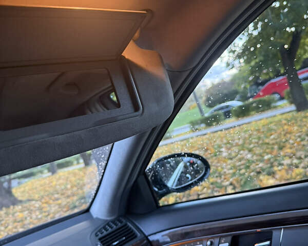 Чорний Мерседес С Клас, об'ємом двигуна 5.5 л та пробігом 155 тис. км за 16800 $, фото 28 на Automoto.ua