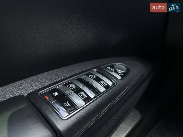 Черный Мерседес С Класс, объемом двигателя 6.21 л и пробегом 150 тыс. км за 16990 $, фото 28 на Automoto.ua