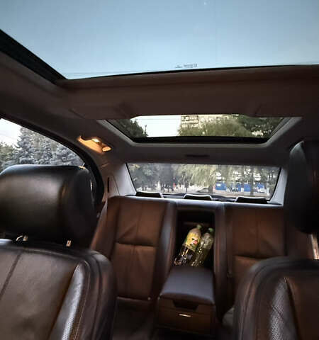 Черный Мерседес С Класс, объемом двигателя 5.5 л и пробегом 226 тыс. км за 12500 $, фото 6 на Automoto.ua