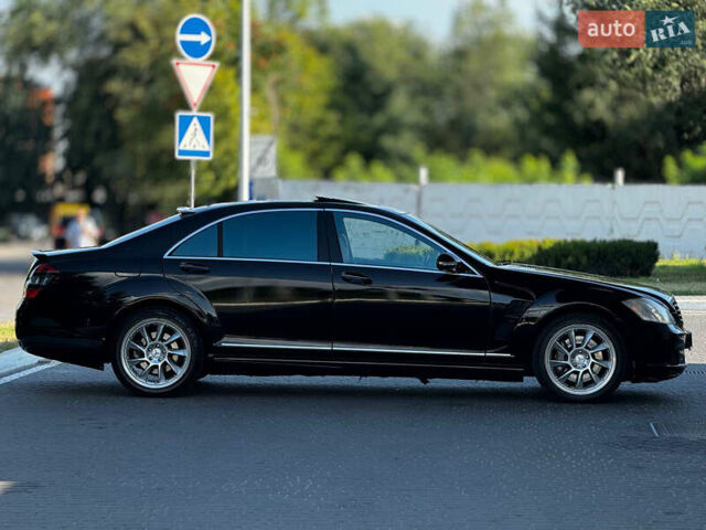 Чорний Мерседес С Клас, об'ємом двигуна 5.5 л та пробігом 391 тис. км за 12500 $, фото 8 на Automoto.ua