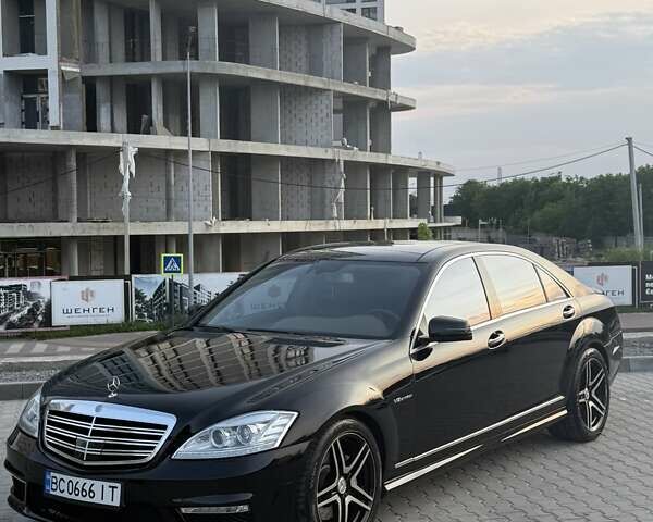 Мерседес С Класс 2007 в Киеве на Automoto.ua Черный Мерседес С Класс, объемом двигателя 5.5 л и пробегом 251 тыс. км за 14500 $, фото 1 на Automoto.ua