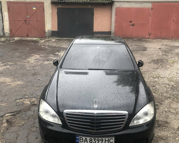 Чорний Мерседес С Клас, об'ємом двигуна 5.5 л та пробігом 391 тис. км за 12500 $, фото 12 на Automoto.ua