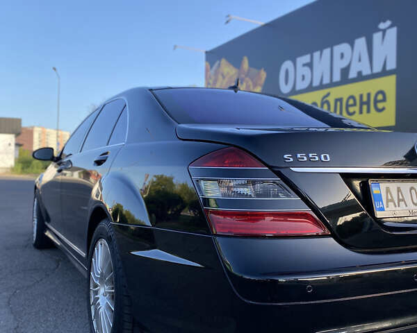 Чорний Мерседес С Клас, об'ємом двигуна 5.46 л та пробігом 172 тис. км за 8500 $, фото 4 на Automoto.ua
