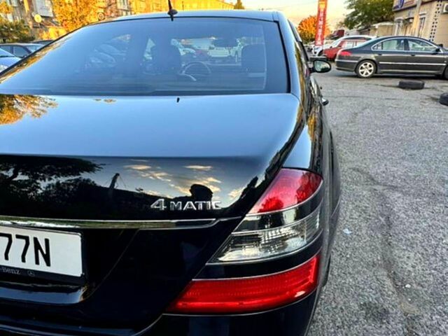 Черный Мерседес С Класс, объемом двигателя 3 л и пробегом 300 тыс. км за 10200 $, фото 5 на Automoto.ua