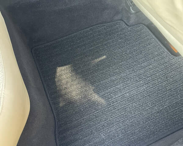 Чорний Мерседес С Клас, об'ємом двигуна 5.5 л та пробігом 157 тис. км за 15900 $, фото 27 на Automoto.ua