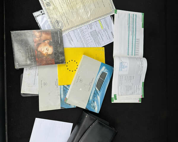 Черный Мерседес С Класс, объемом двигателя 3.5 л и пробегом 217 тыс. км за 10300 $, фото 76 на Automoto.ua