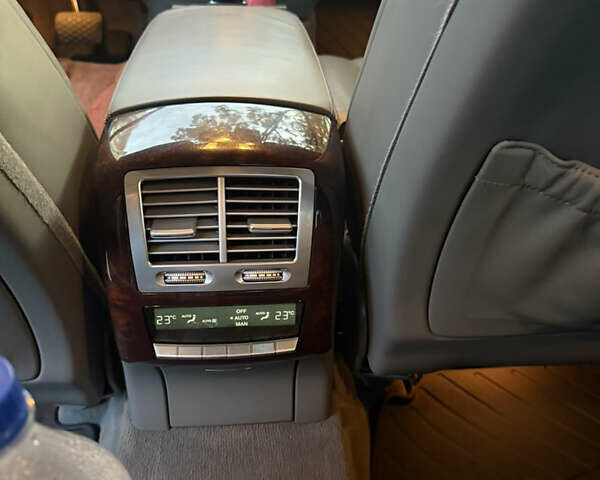 Чорний Мерседес С Клас, об'ємом двигуна 5.5 л та пробігом 155 тис. км за 16800 $, фото 15 на Automoto.ua