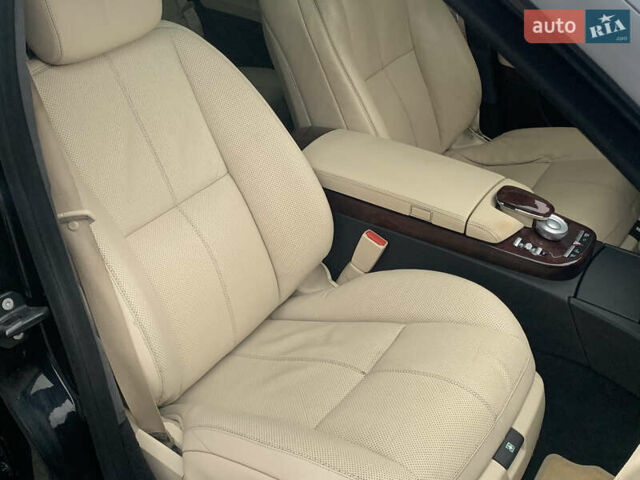 Черный Мерседес С Класс, объемом двигателя 5.51 л и пробегом 249 тыс. км за 14000 $, фото 30 на Automoto.ua