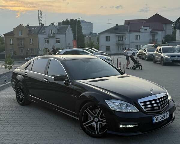 Мерседес С Класс 2007 в Киеве на Automoto.ua Черный Мерседес С Класс, объемом двигателя 5.5 л и пробегом 251 тыс. км за 14500 $, фото 9 на Automoto.ua