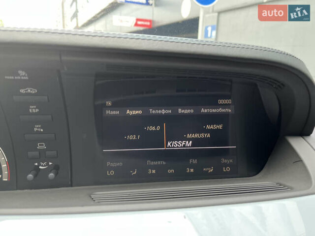 Черный Мерседес С Класс, объемом двигателя 5.5 л и пробегом 81 тыс. км за 33000 $, фото 27 на Automoto.ua