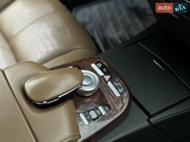 Чорний Мерседес С Клас, об'ємом двигуна 5.5 л та пробігом 288 тис. км за 10950 $, фото 26 на Automoto.ua