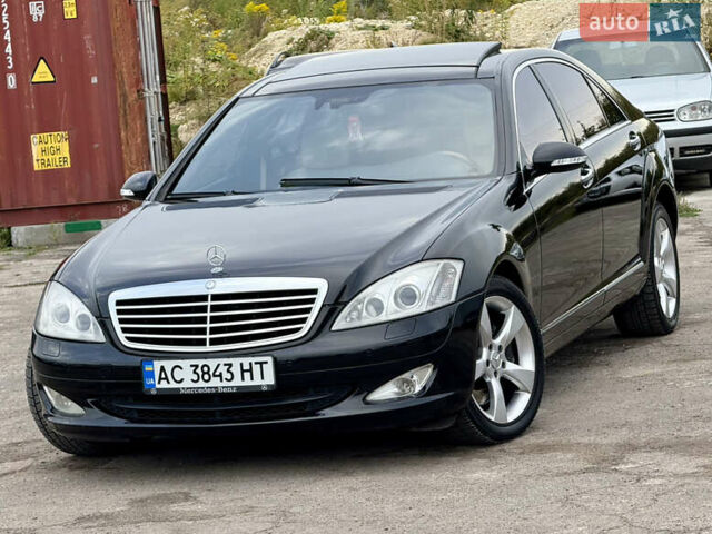 Мерседес С Класс 2007 в Ровно на Automoto.ua Черный Мерседес С Класс, объемом двигателя 5.5 л и пробегом 323 тыс. км за 8999 $, фото 1 на Automoto.ua