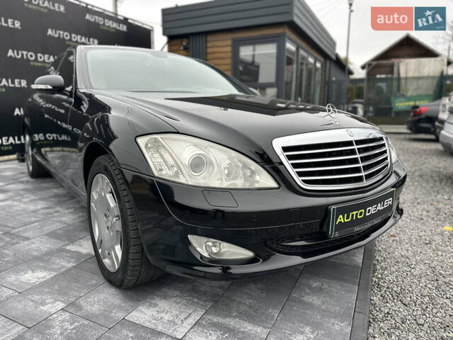 Чорний Мерседес С Клас, об'ємом двигуна 3.5 л та пробігом 220 тис. км за 10800 $, фото 7 на Automoto.ua