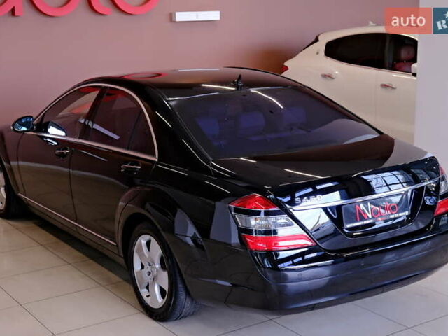 Чорний Мерседес С Клас, об'ємом двигуна 4.7 л та пробігом 218 тис. км за 8900 $, фото 24 на Automoto.ua