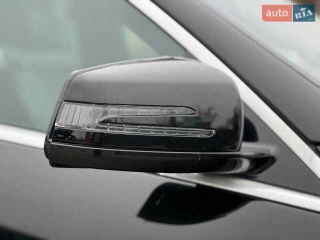 Черный Мерседес С Класс, объемом двигателя 3.5 л и пробегом 217 тыс. км за 10300 $, фото 26 на Automoto.ua