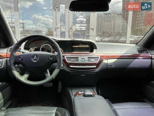 Мерседес С Класс 2007 в Киеве на Automoto.ua Черный Мерседес С Класс, объемом двигателя 6.21 л и пробегом 150 тыс. км за 17490 $, фото 23 на Automoto.ua