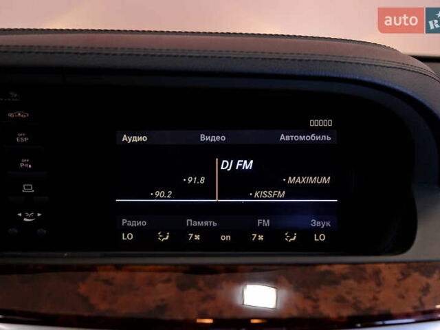 Чорний Мерседес С Клас, об'ємом двигуна 4.7 л та пробігом 218 тис. км за 8900 $, фото 32 на Automoto.ua