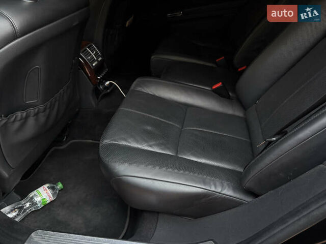 Чорний Мерседес С Клас, об'ємом двигуна 0 л та пробігом 364 тис. км за 11000 $, фото 18 на Automoto.ua