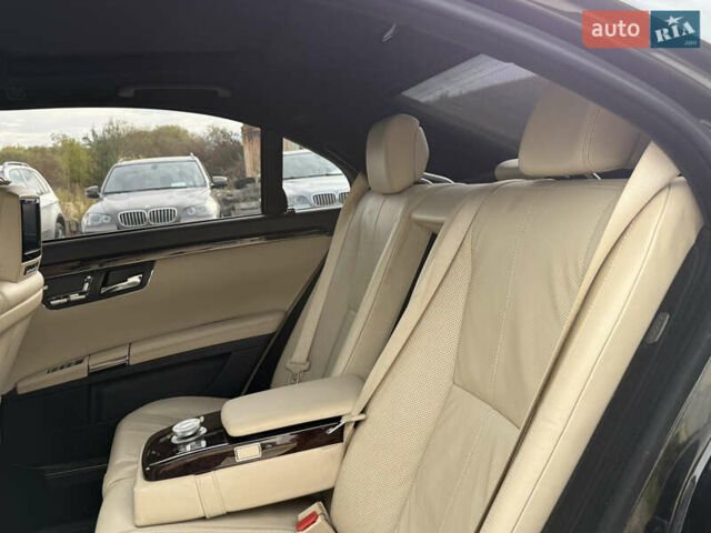 Мерседес С Класс 2007 в Ровно на Automoto.ua Черный Мерседес С Класс, объемом двигателя 5.5 л и пробегом 323 тыс. км за 8999 $, фото 45 на Automoto.ua