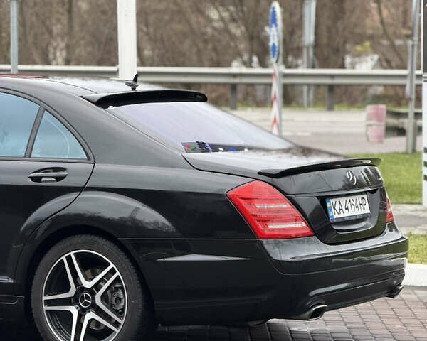 Чорний Мерседес С Клас, об'ємом двигуна 5.46 л та пробігом 160 тис. км за 9990 $, фото 8 на Automoto.ua