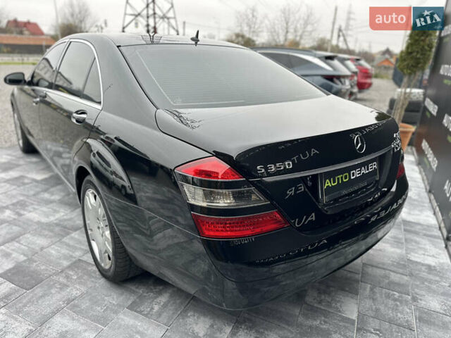Чорний Мерседес С Клас, об'ємом двигуна 3.5 л та пробігом 220 тис. км за 10800 $, фото 4 на Automoto.ua