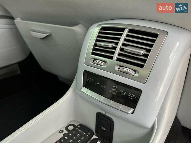 Черный Мерседес С Класс, объемом двигателя 5.5 л и пробегом 81 тыс. км за 33000 $, фото 33 на Automoto.ua