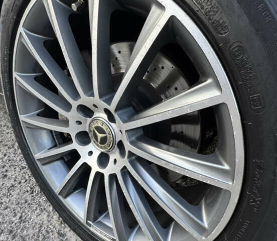 Черный Мерседес С Класс, объемом двигателя 2.99 л и пробегом 300 тыс. км за 10500 $, фото 5 на Automoto.ua