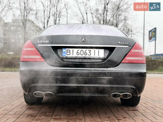 Черный Мерседес С Класс, объемом двигателя 5.46 л и пробегом 295 тыс. км за 13200 $, фото 13 на Automoto.ua