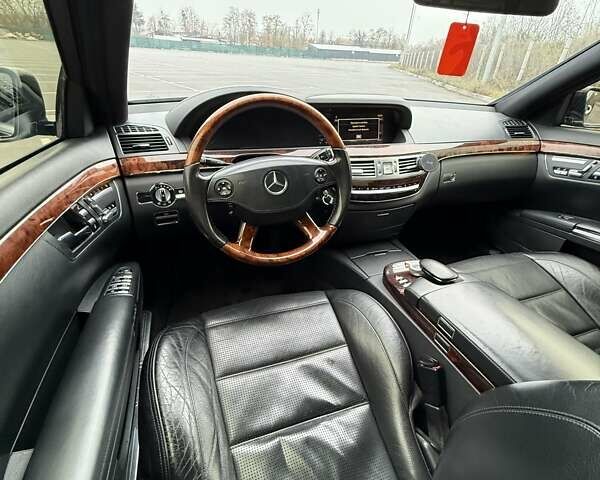 Черный Мерседес С Класс, объемом двигателя 2.99 л и пробегом 319 тыс. км за 12200 $, фото 14 на Automoto.ua