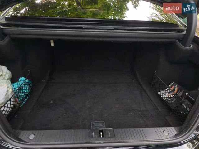 Черный Мерседес С Класс, объемом двигателя 5.46 л и пробегом 322 тыс. км за 15000 $, фото 27 на Automoto.ua