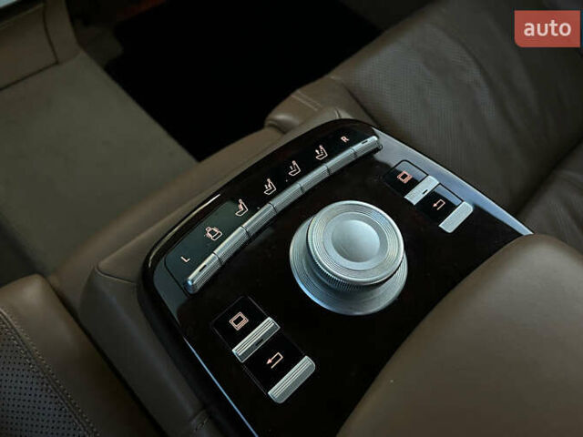 Мерседес С Класс 2007 в Львове на Automoto.ua Черный Мерседес С Класс, объемом двигателя 5.5 л и пробегом 29 тыс. км за 30900 $, фото 17 на Automoto.ua