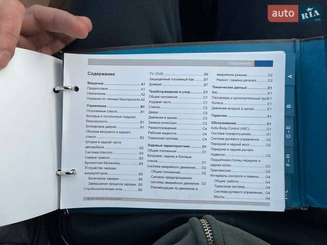 Черный Мерседес С Класс, объемом двигателя 5.5 л и пробегом 136 тыс. км за 50000 $, фото 5 на Automoto.ua