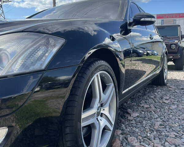 Мерседес С Класс 2007 в Киеве на Automoto.ua Черный Мерседес С Класс, объемом двигателя 5.5 л и пробегом 392 тыс. км за 10500 $, фото 1 на Automoto.ua