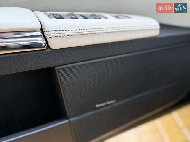 Черный Мерседес С Класс, объемом двигателя 6.2 л и пробегом 125 тыс. км за 18500 $, фото 39 на Automoto.ua