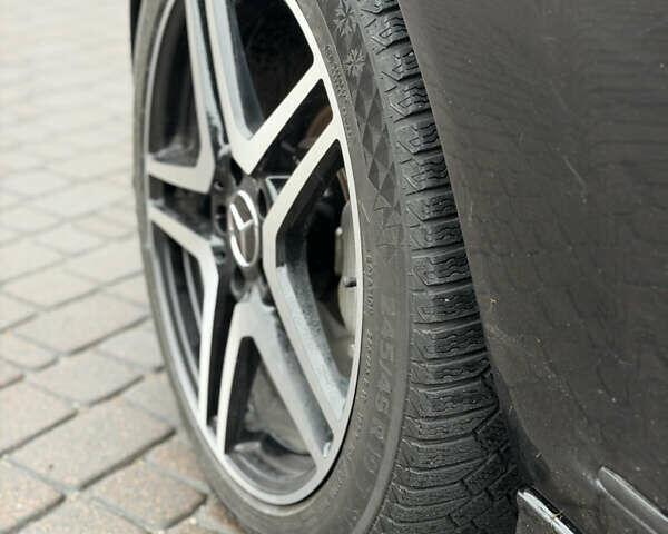 Чорний Мерседес С Клас, об'ємом двигуна 5.46 л та пробігом 160 тис. км за 9990 $, фото 15 на Automoto.ua