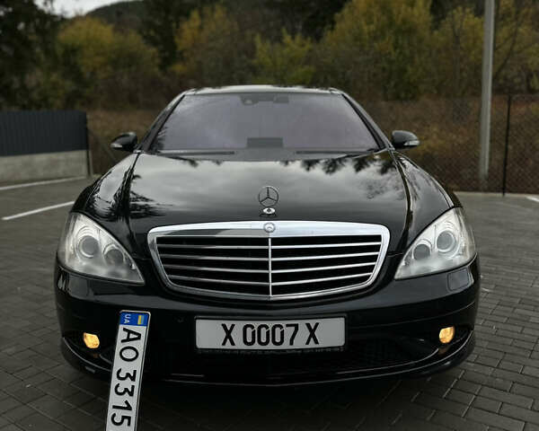 Чорний Мерседес С Клас, об'ємом двигуна 5.46 л та пробігом 270 тис. км за 10950 $, фото 11 на Automoto.ua