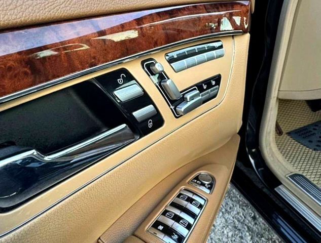 Черный Мерседес С Класс, объемом двигателя 3 л и пробегом 300 тыс. км за 10200 $, фото 10 на Automoto.ua