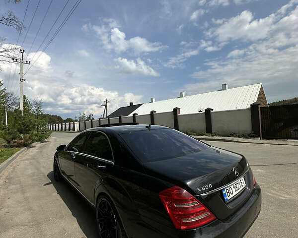 Мерседес С Класс 2007 в Луцке на Automoto.ua Черный Мерседес С Класс, объемом двигателя 5.46 л и пробегом 321 тыс. км за 11500 $, фото 4 на Automoto.ua